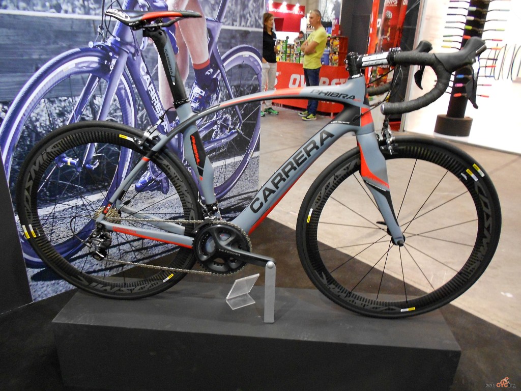 CosmoBikeShow_2015_BDC_Carrera_foto2