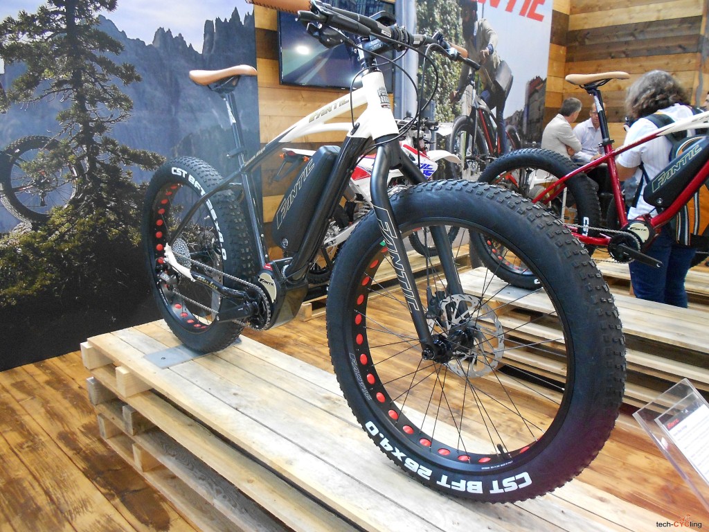 CosmoBikeShow_2015_e-fat-bike_Fantic_foto1