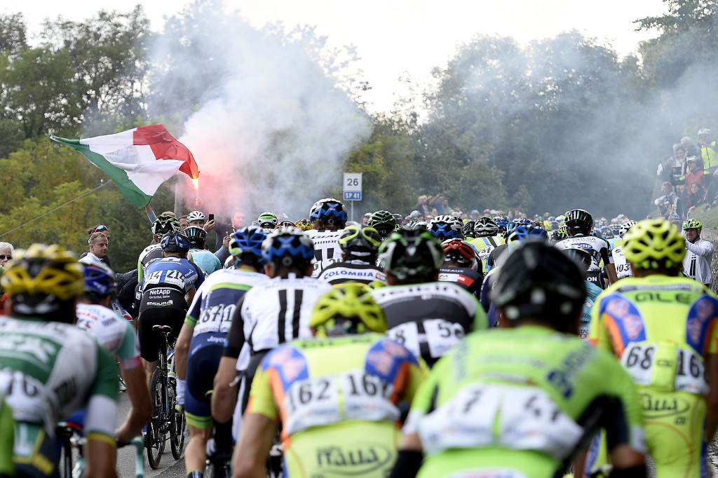 click to enlarge Gara ciclistica 'Il Lombardia' - Gara