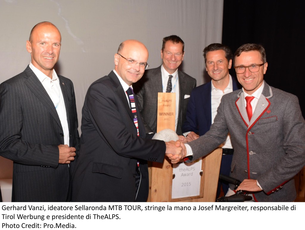 click to enlarge Sellaronda_TheAlpsAwards_foto1