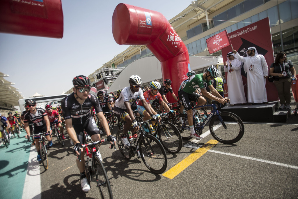 Abu_Dhabi_Tour_2015_stage2_start