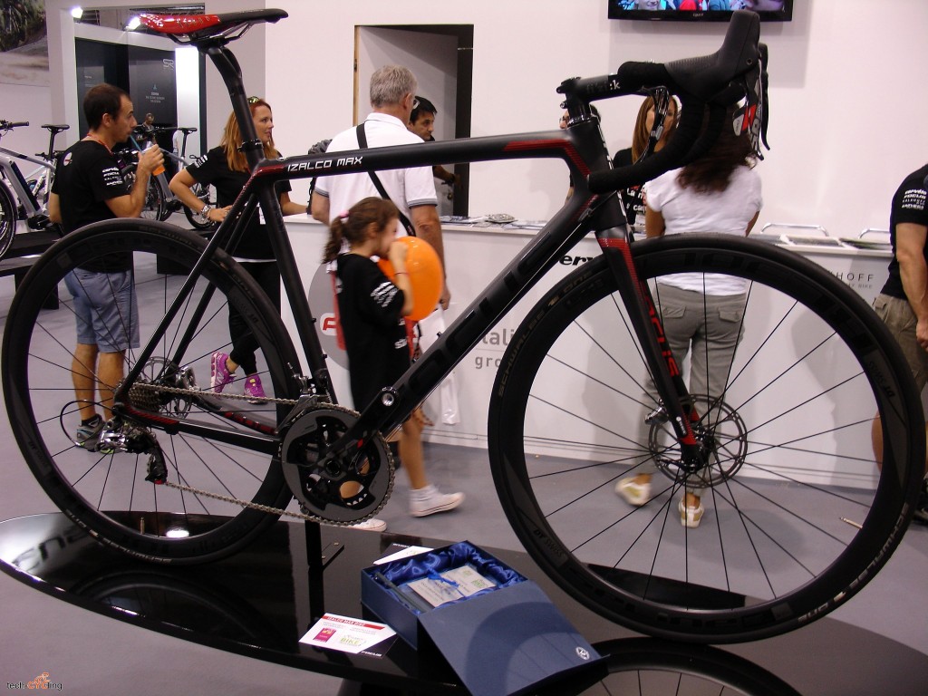 click to enlarge CosmoBikeShow_2015_BDC_Focus_foto2