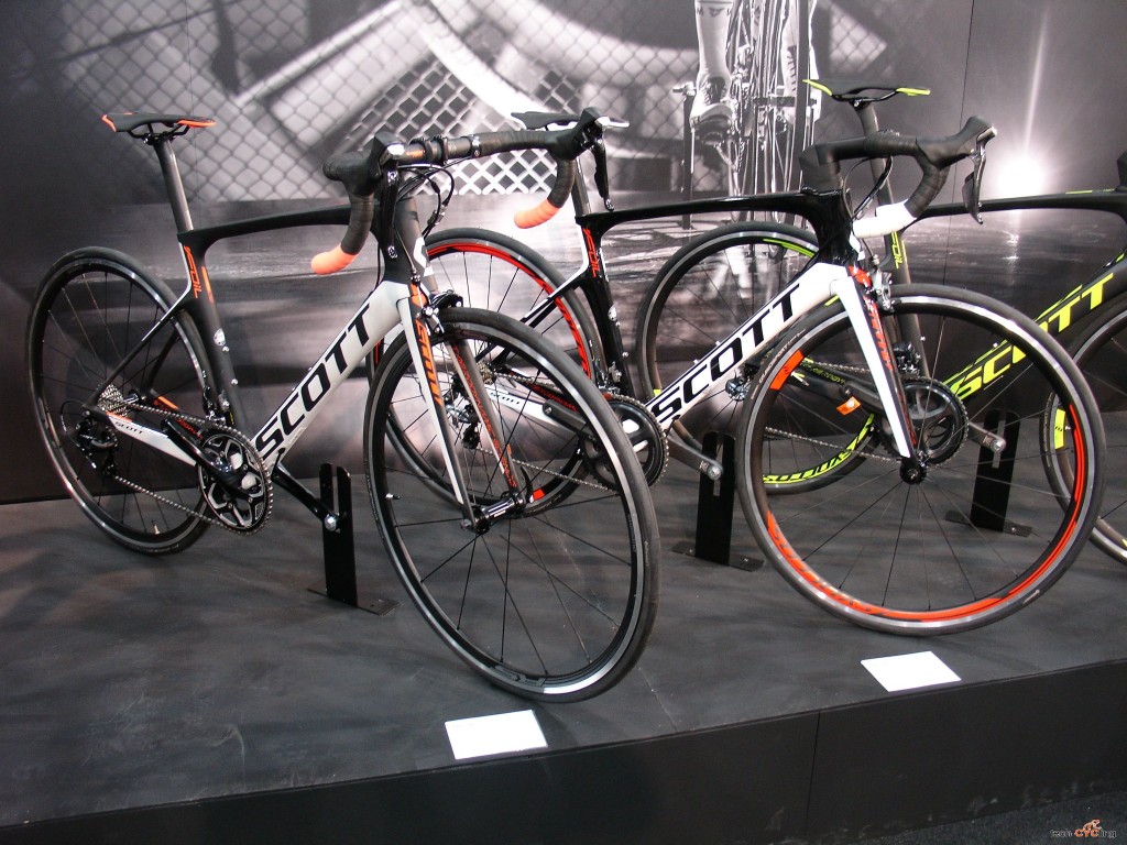 click to enlarge CosmoBikeShow_2015_BDC_Scott_Foil_foto4