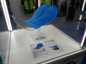 CosmoBikeShow_2015_abbigliamento_Santini_foto9