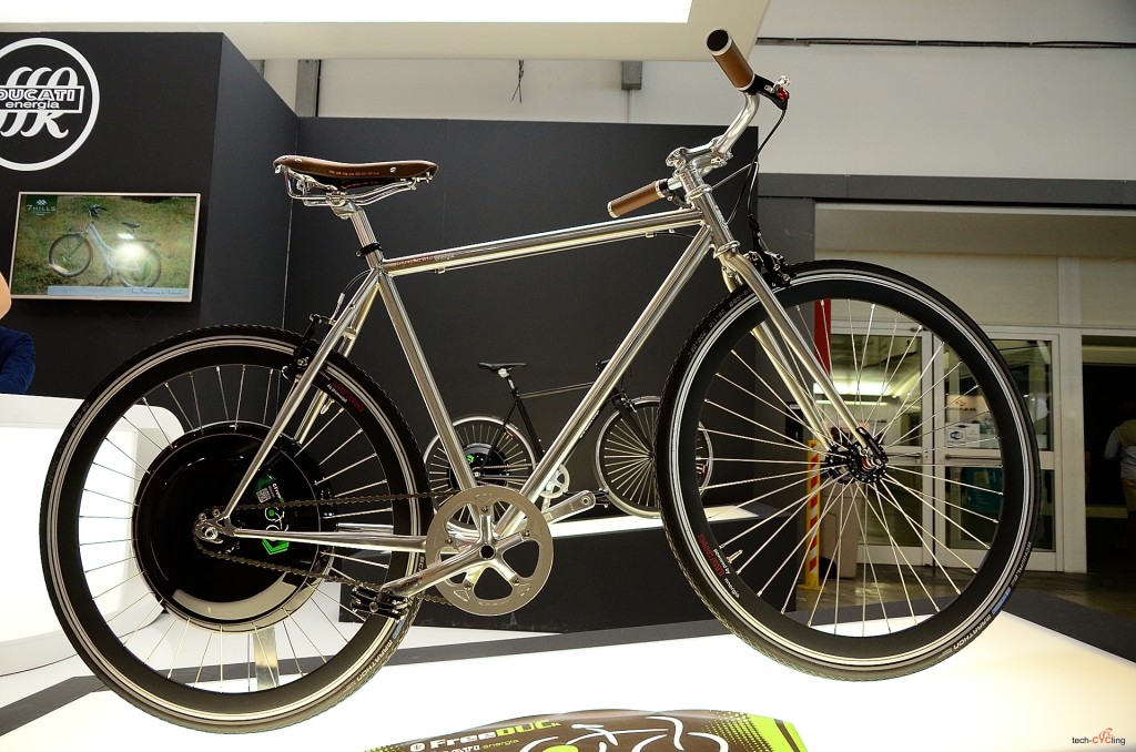 click to enlarge CosmoBikeShow_2015_e-bike_Ducati_Energia_foto4