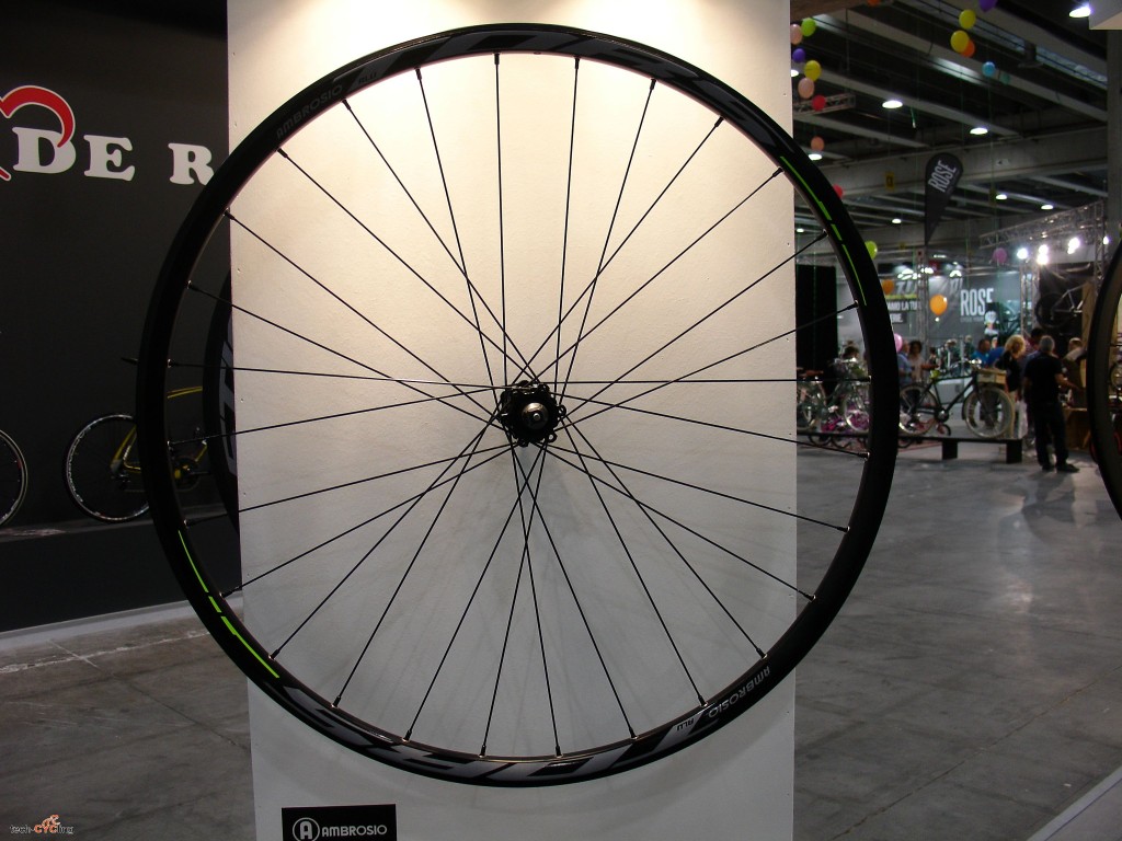 click to enlarge CosmoBikeShow_2015_ruote_Ambrosio_Tors_foto1