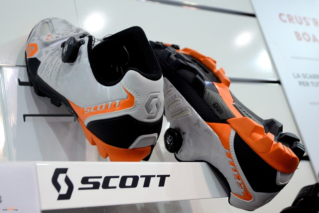 click to enlarge CosmoBikeShow_2015_scarpe_Scott_foto2