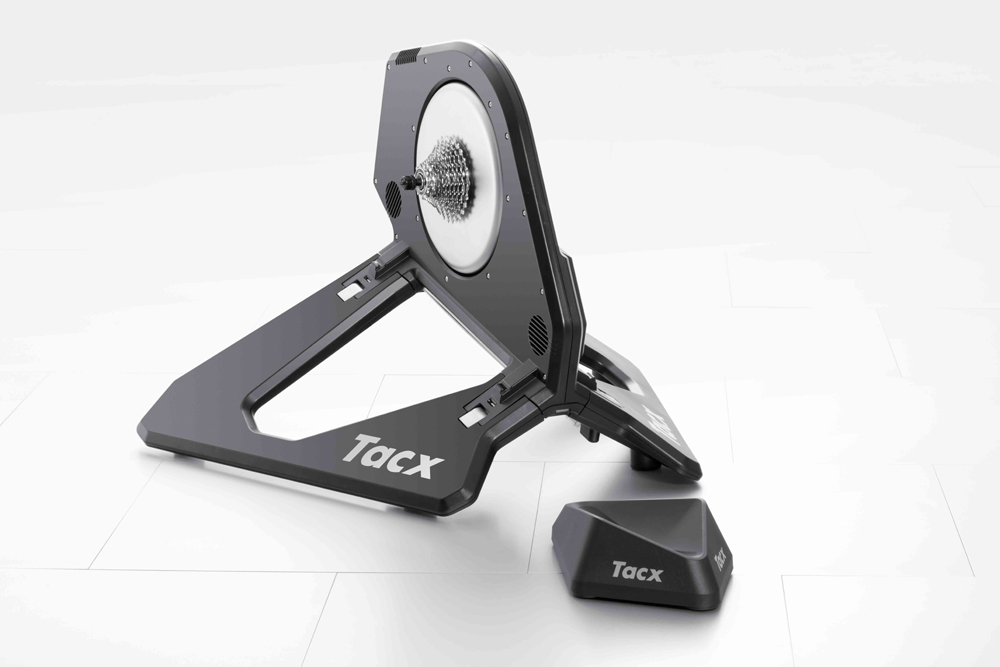 click to enlarge Tacx_NeoSmart_foto3