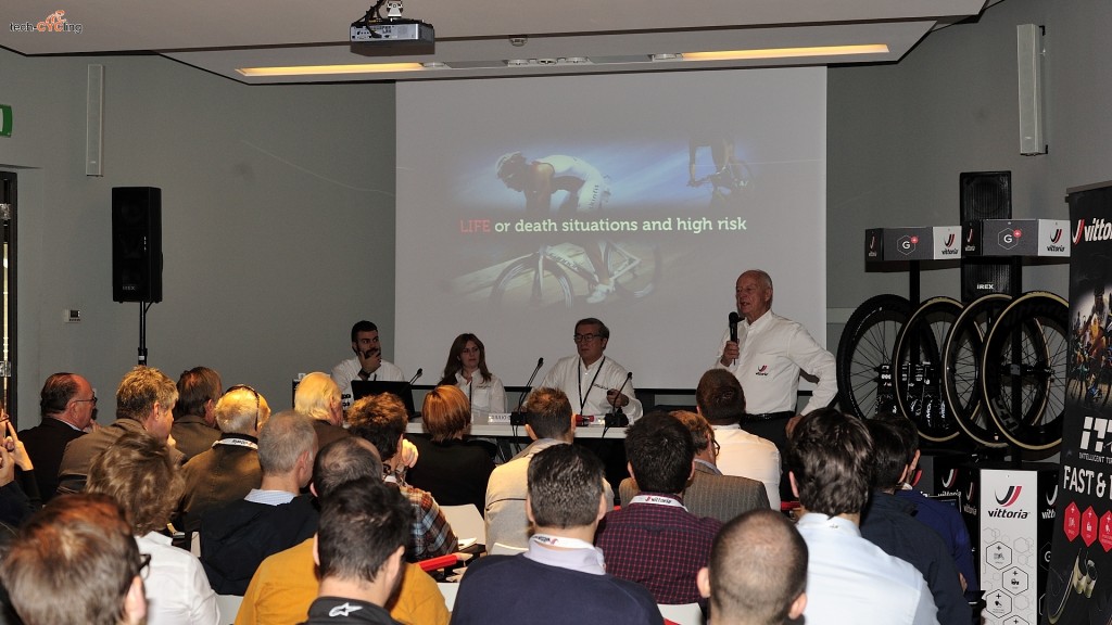 Vittoria_Directa_Plus_Grafene_foto02