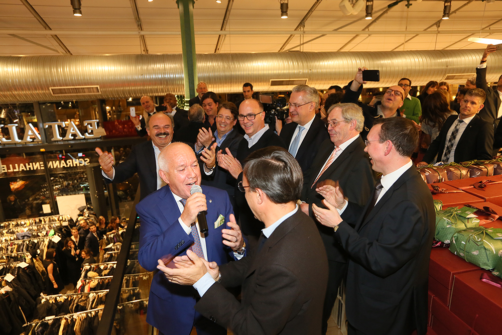 click to enlarge Bianchi_Eataly_Monaco_foto11