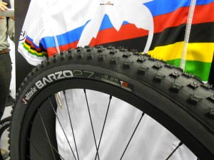 click to enlarge CosmoBikeShow_2015_pneumatici_Vittoria_Barzo_foto2