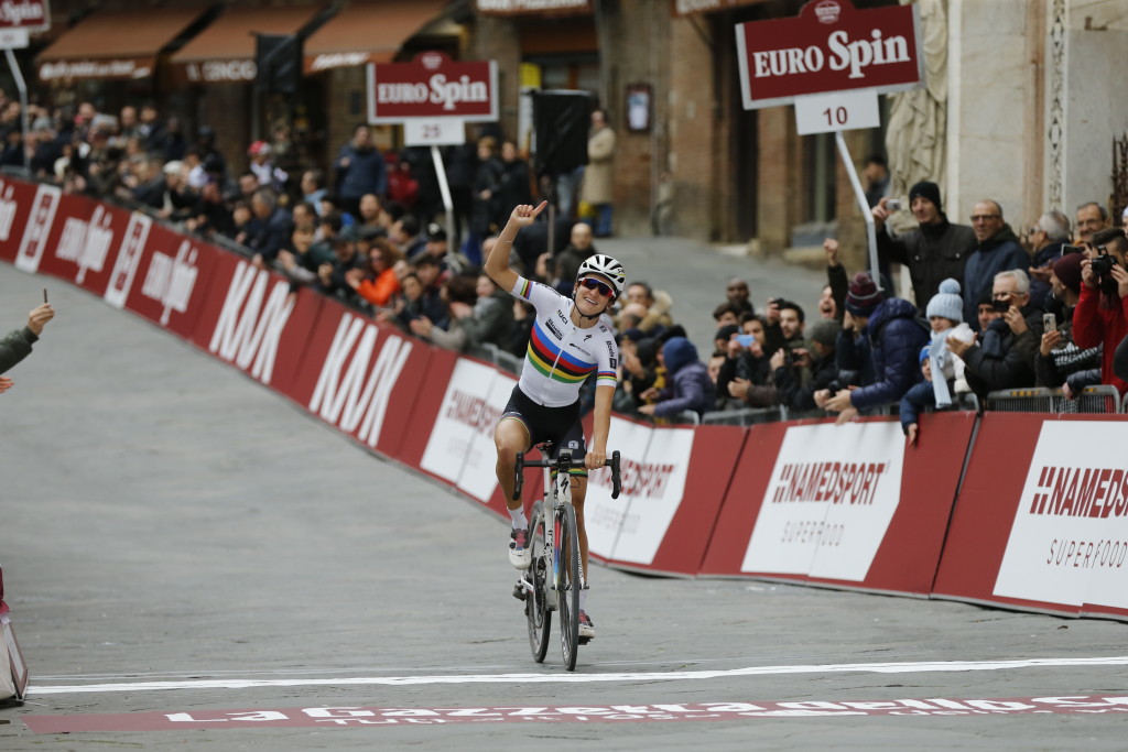 Lizzie_Armitstead