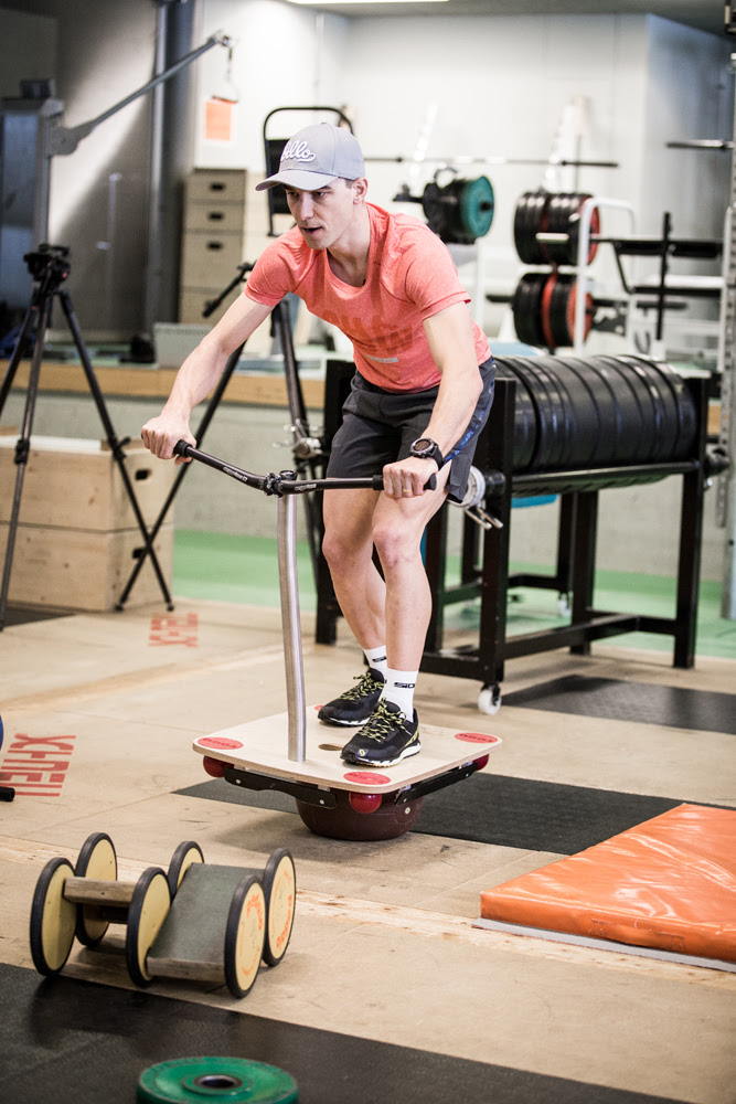 click to enlarge Nino_Schurter_gym_foto1