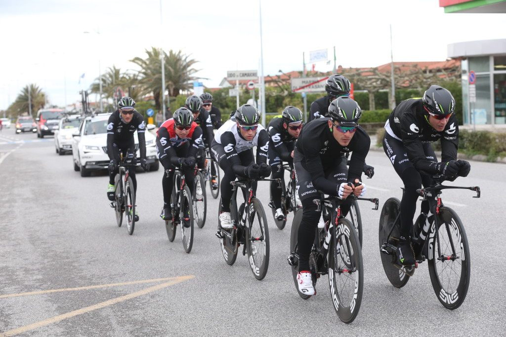 click to enlarge Tirreno-Adriatico_2016_tappa1_training_foto2