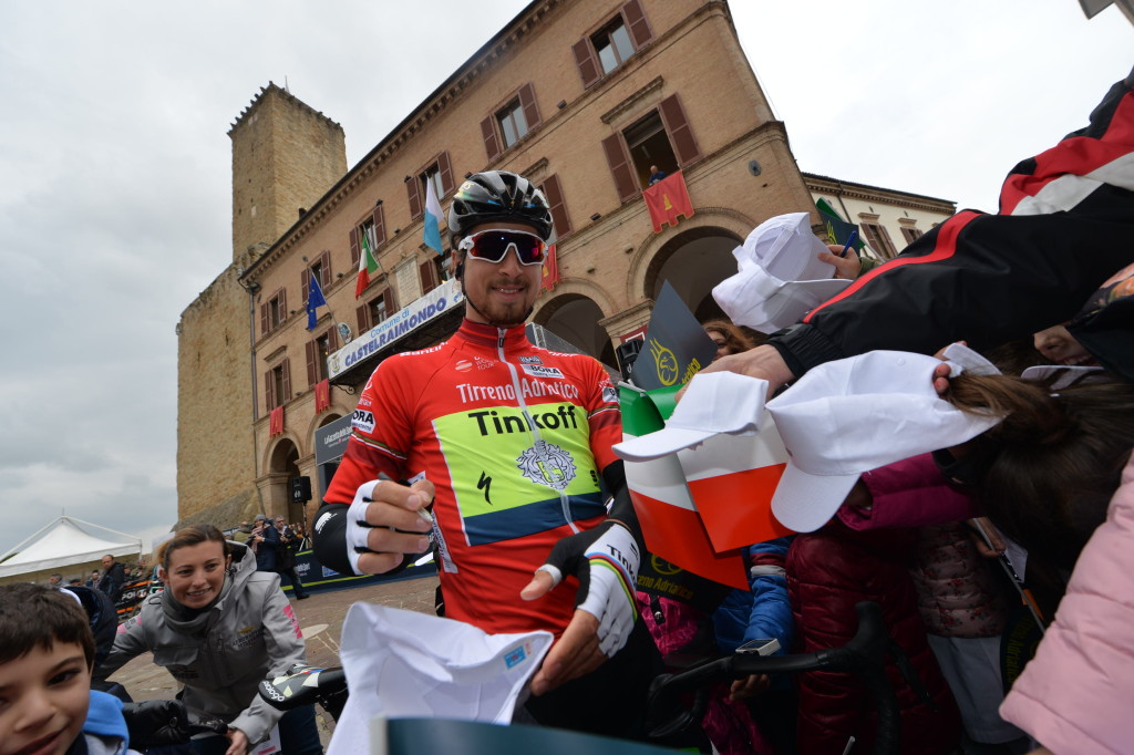 Tirreno-Adriatico_2016_tappa6_start_Sagan