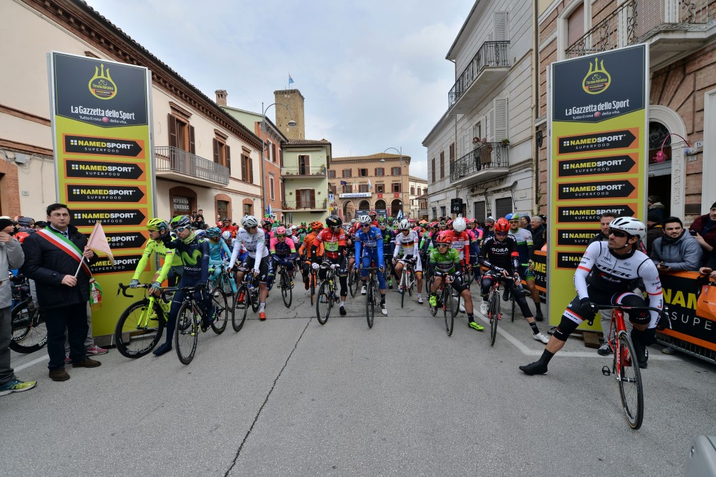 Tirreno-Adriatico_2016_tappa6_start_foto2