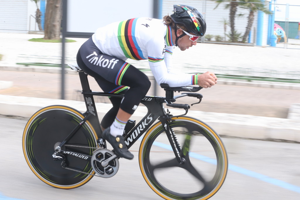 Peter Sagan (Tinkoff) durante il riscaldamento del mattino