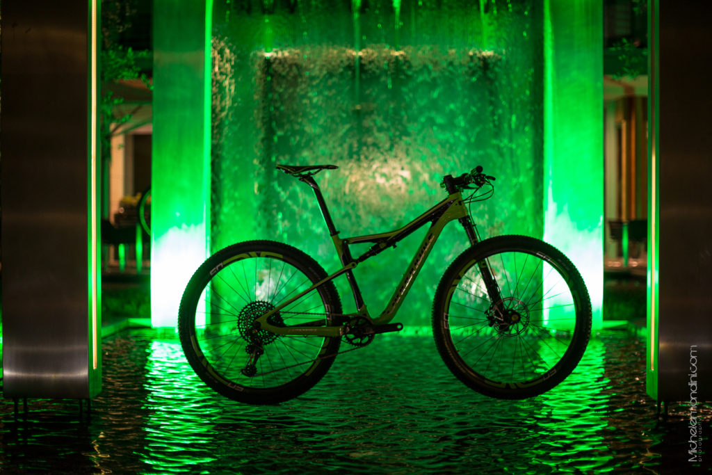 click to enlarge Cannondale_Scalpel-Si_nightshot