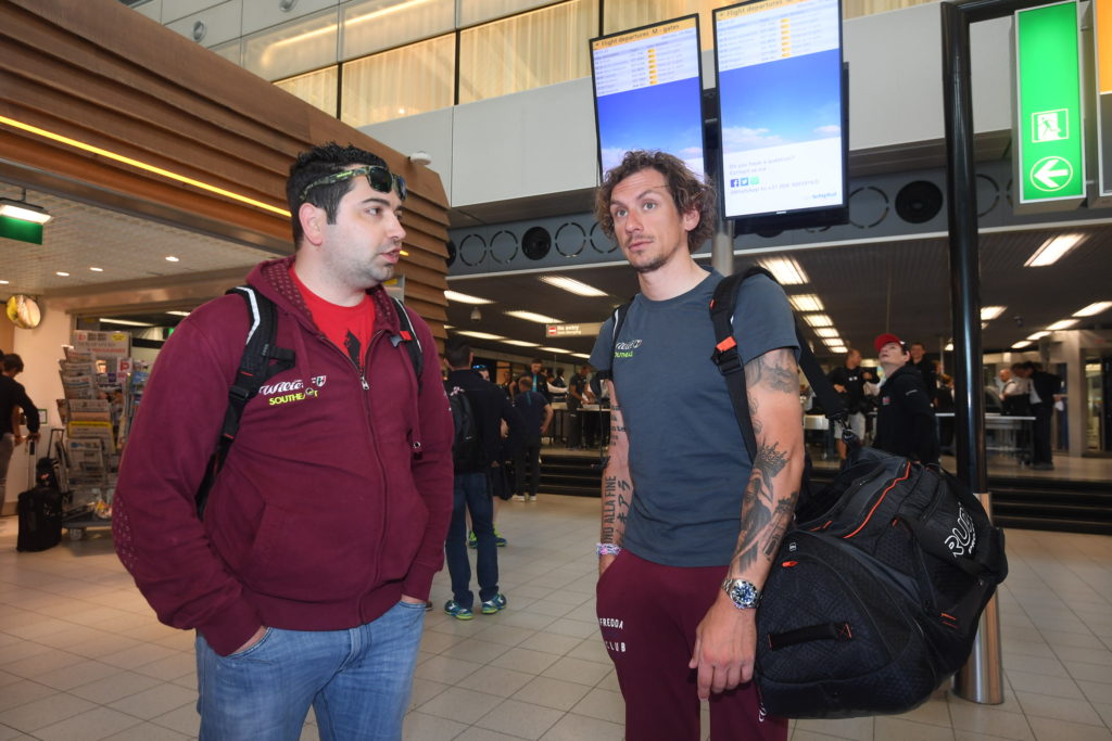 click to enlarge Filippo Pozzato (Wilier-Southeast) all'aeroporto di Amsterdam