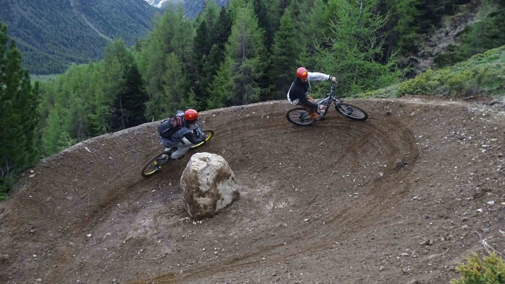 click to enlarge Livigno_Blueberry_line_foto5