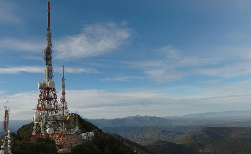 click to enlarge The_Col_Collective_Rocacorba_foto4