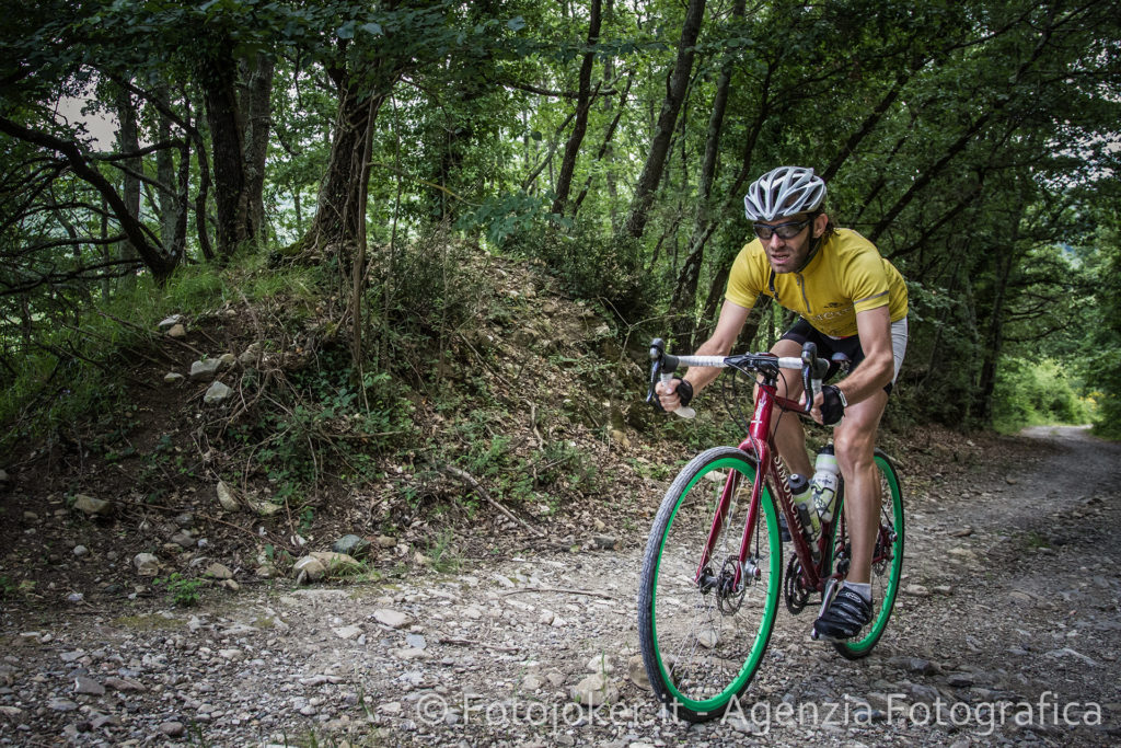click to enlarge Tuscany_Gravel_Road_Race_foto1