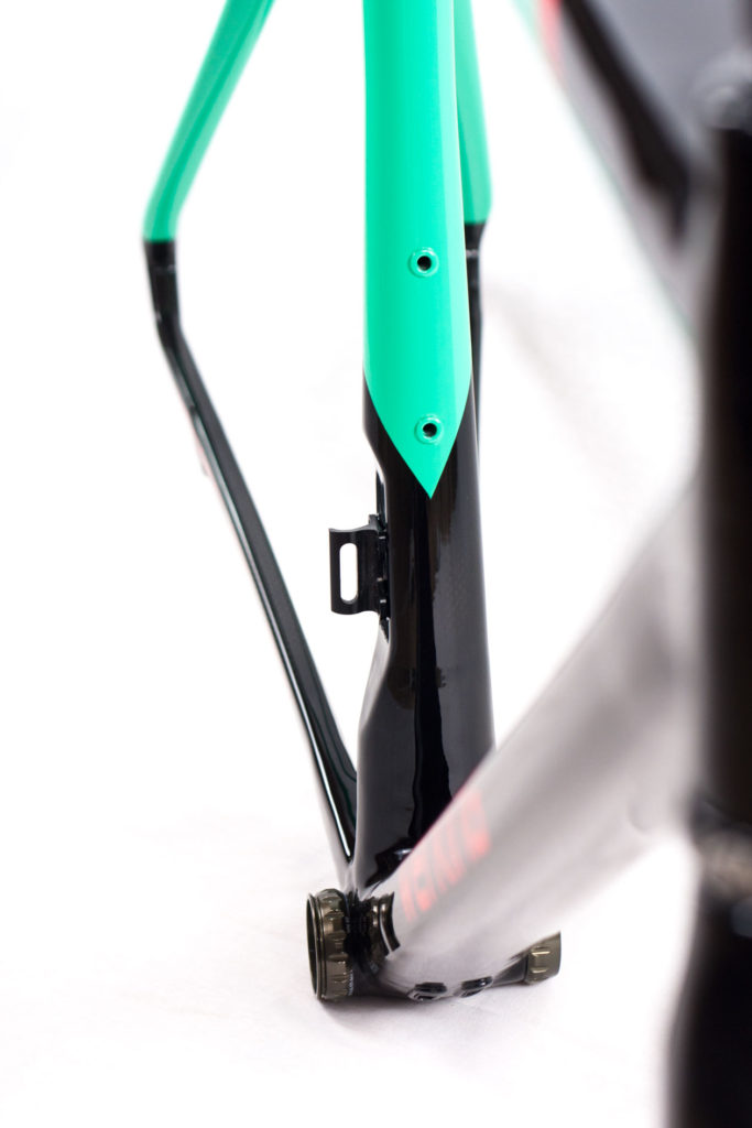 Werking-cycles-Model-S-custom-carbon-frame-8