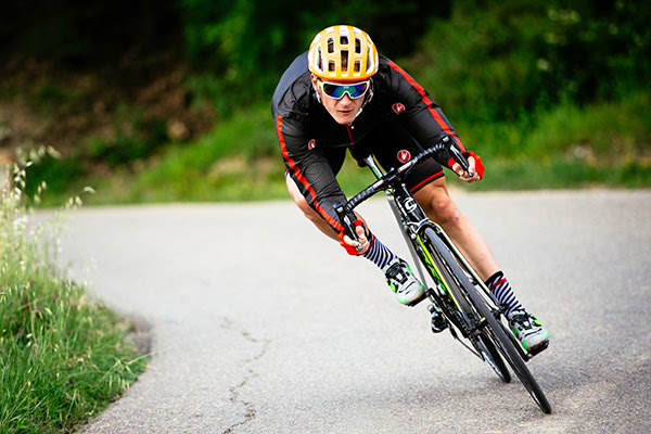 click to enlarge Castelli_Idro_jacket_foto2