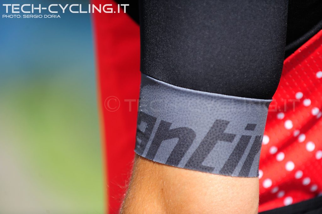 click to enlarge Santini_Coolzero_foto17