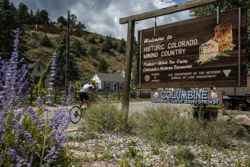 click to enlarge The_Col_Collective_Mount_Evans_foto5