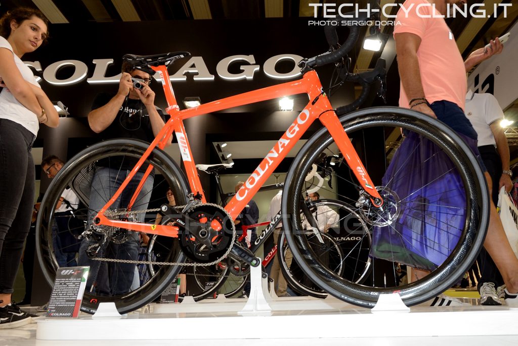 click to enlarge cosmobikeshow_2016_bdc_colnago_foto9
