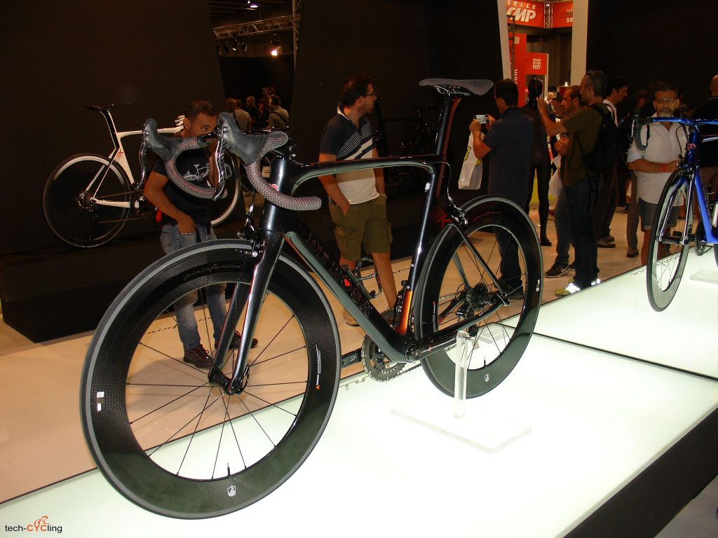 click to enlarge cosmobikeshow_2016_bdc_de_rosa_foto5