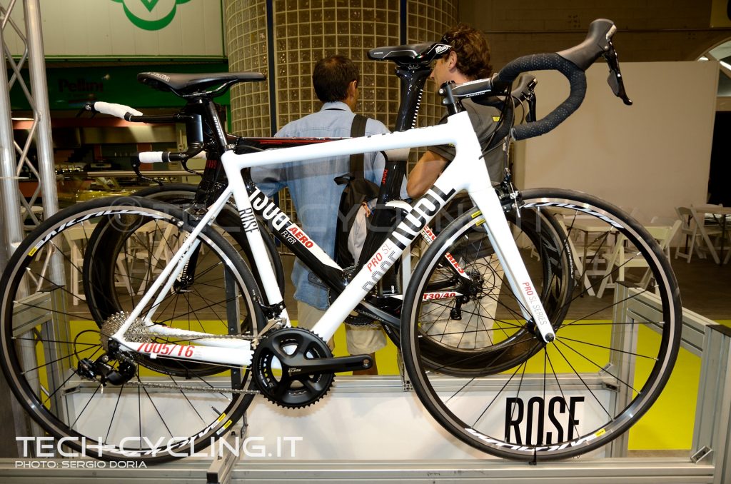 click to enlarge cosmobikeshow_2016_bdc_rose_foto3
