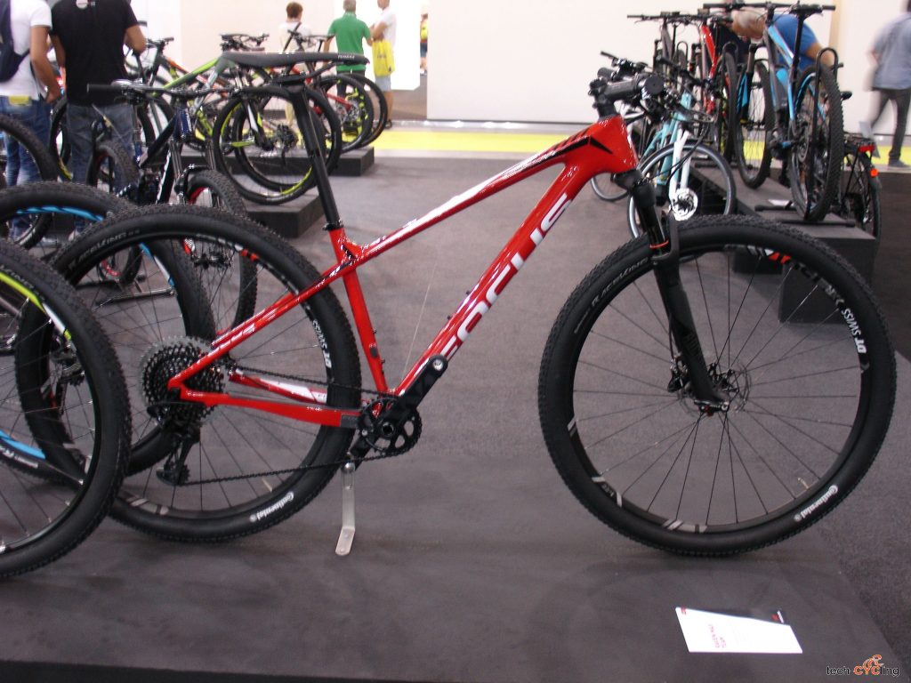 click to enlarge cosmobikeshow_2016_mtb_focus_foto1