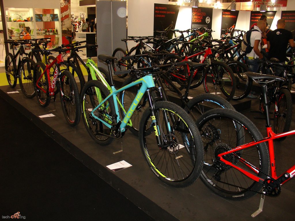 click to enlarge cosmobikeshow_2016_mtb_focus_foto2