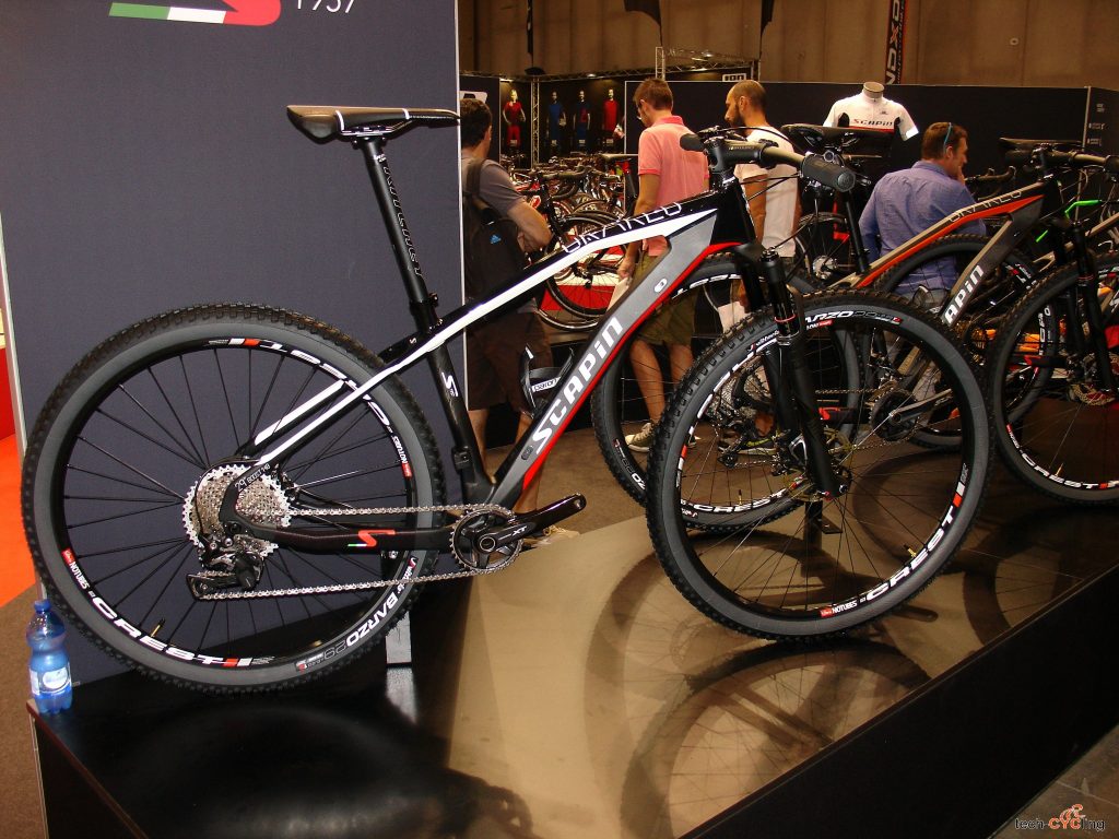 click to enlarge cosmobikeshow_2016_mtb_scapin_foto1