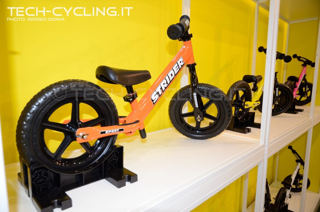 click to enlarge cosmobikeshow_2016_minibike_strider_foto4