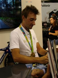 click to enlarge elia_viviani_foto2