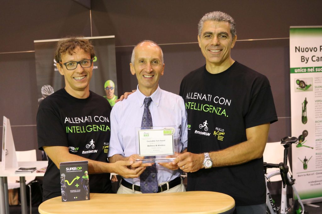 click to enlarge superop_premiazione_cosmobike_techaward