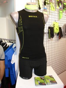 click to enlarge cosmobikeshow_2016_abbigliamento_biotex_foto3