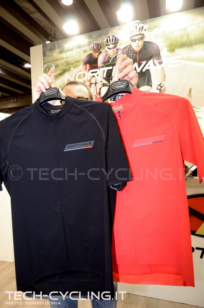 click to enlarge cosmobikeshow_2016_abbigliamento_northwave_foto2
