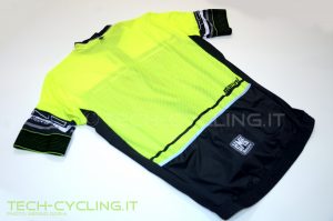 click to enlarge cosmobikeshow_2016_abbigliamento_santini_foto4