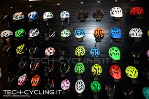 click to enlarge cosmobikeshow_2016_caschi_gist_foto2