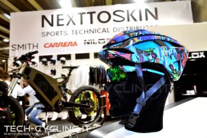 click to enlarge cosmobikeshow_2016_caschi_smith_foto6
