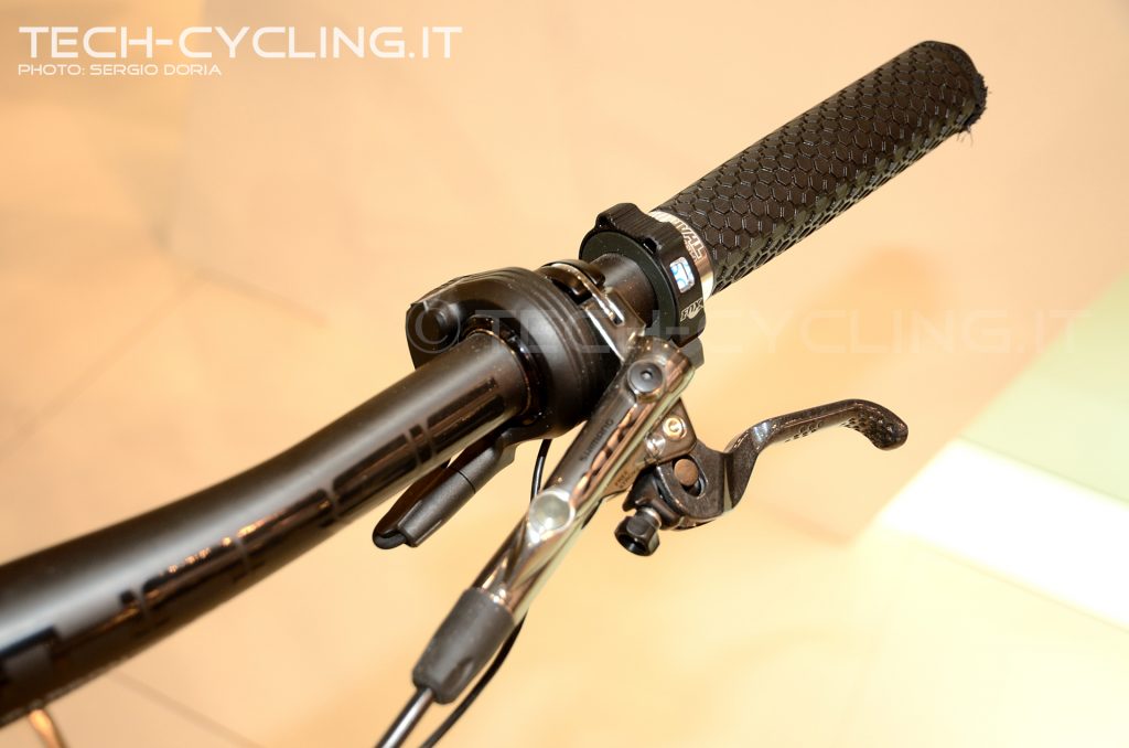 click to enlarge cosmobikeshow_2016_componenti_shimano_foto14
