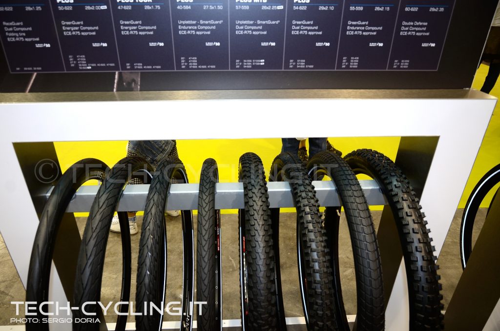 click to enlarge cosmobikeshow_2016_pneumatici_schwalbe_foto1
