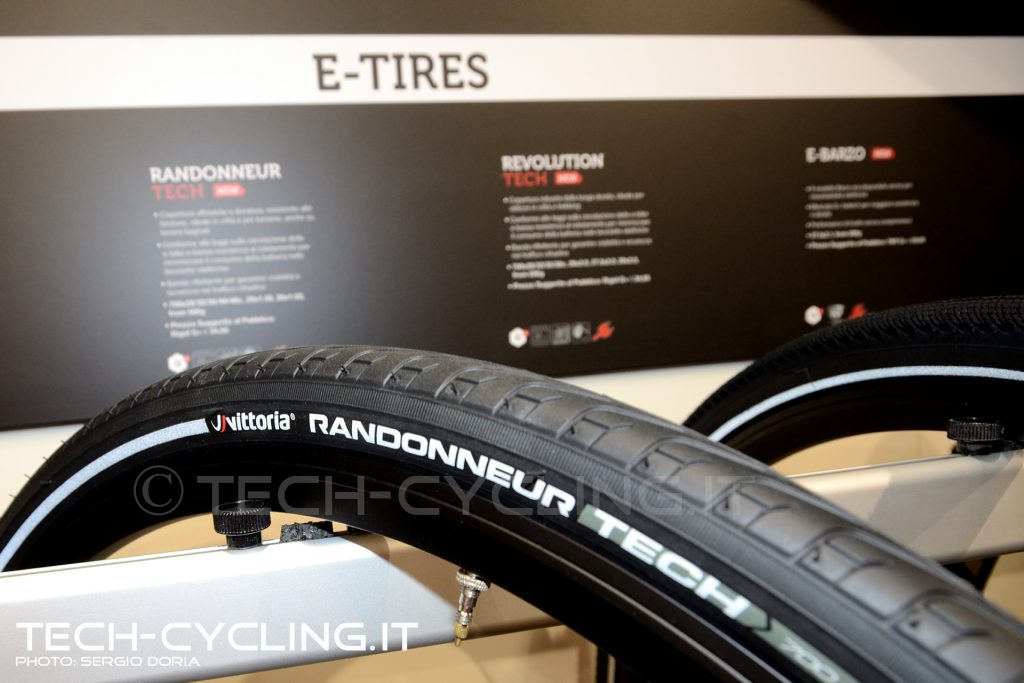 click to enlarge cosmobikeshow_2016_pneumatici_vittoria_foto12