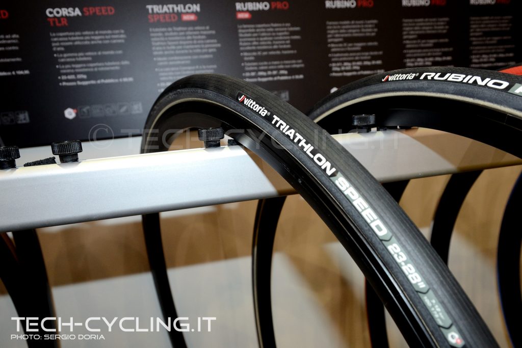 click to enlarge cosmobikeshow_2016_pneumatici_vittoria_foto20