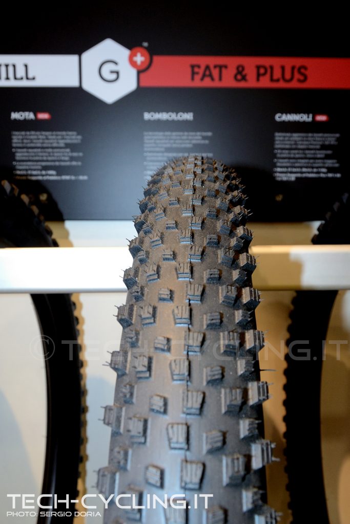 click to enlarge cosmobikeshow_2016_pneumatici_vittoria_foto5