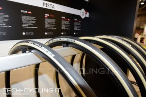 click to enlarge cosmobikeshow_2016_pneumatici_vittoria_foto7